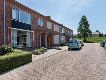 Meidoornstraat 13