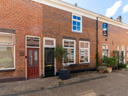 Voorhofstraat 21