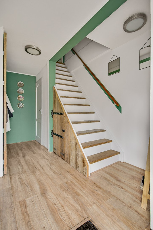 Tussenwoning te koop: Anemoonhof 21, Weert