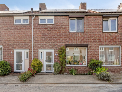 St.Carolusstraat 5