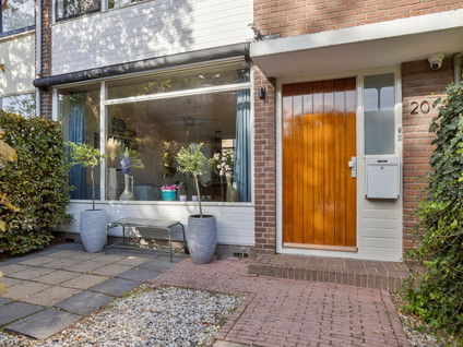 Maasstraat 20