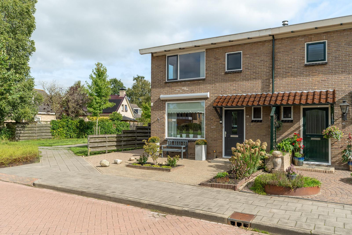 Twee-onder-één-kap te koop: Van Scheltingalaan 39, Kollum