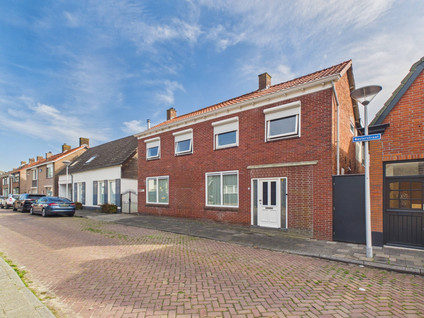 Oosterstraat 21