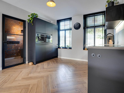Mr Iman Caustraat 83
