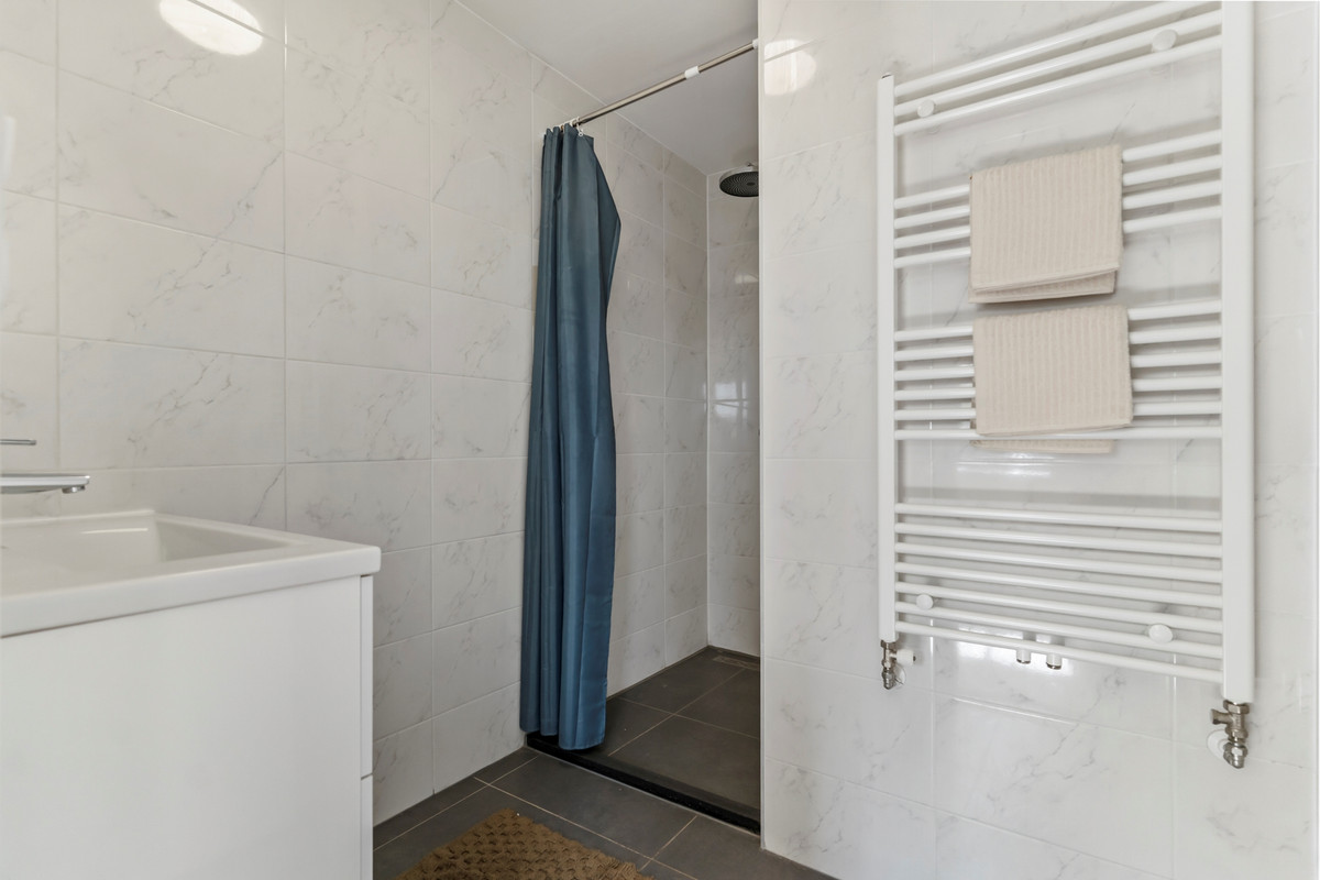 Appartement te koop: Mathenesserweg 27B03, Rotterdam