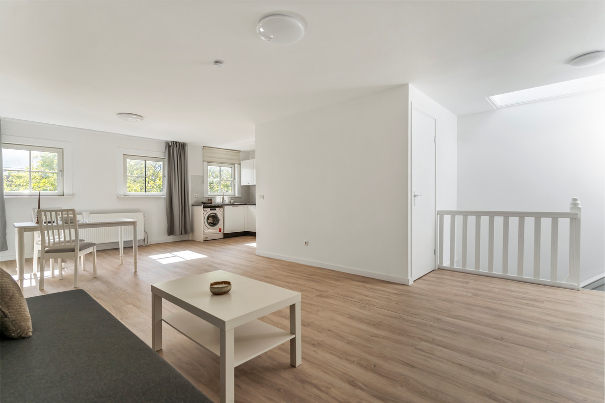 Appartement te koop: Mathenesserweg 27B03, Rotterdam