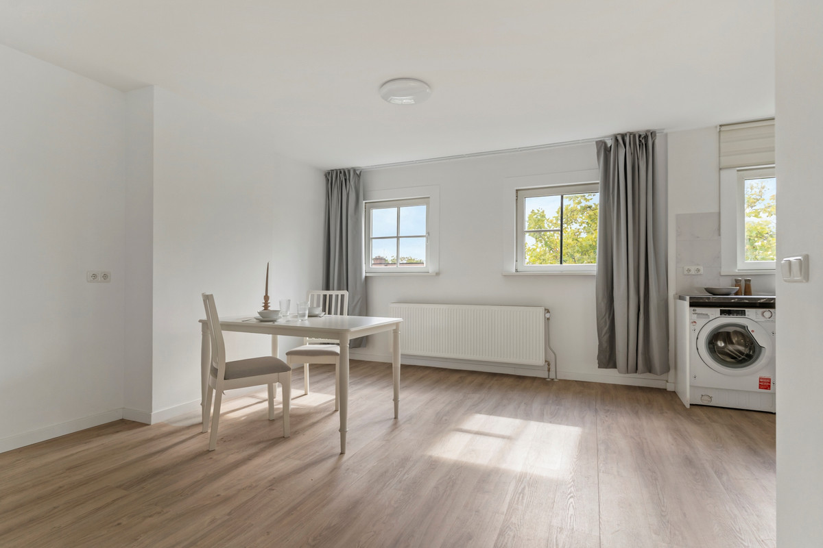 Appartement te koop: Mathenesserweg 27B03, Rotterdam