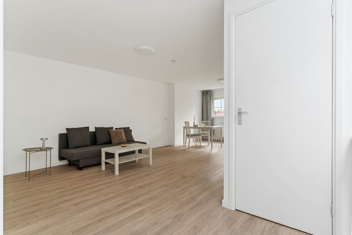 Appartement te koop: Mathenesserweg 27B03, Rotterdam