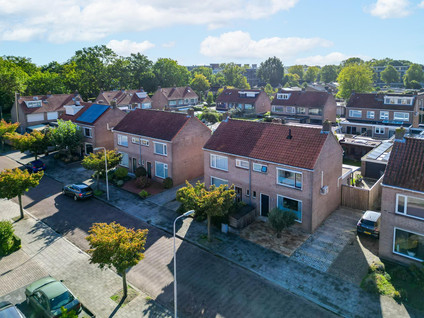 Van Karnebeekstraat 12