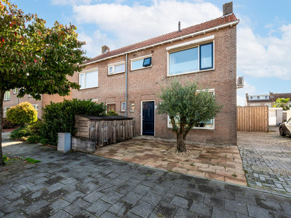 Van Karnebeekstraat 12