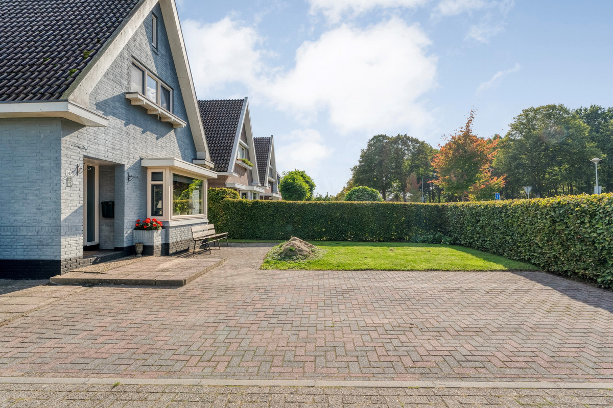 Vrijstaande woning te koop: Brugstraat 142, Klazienaveen