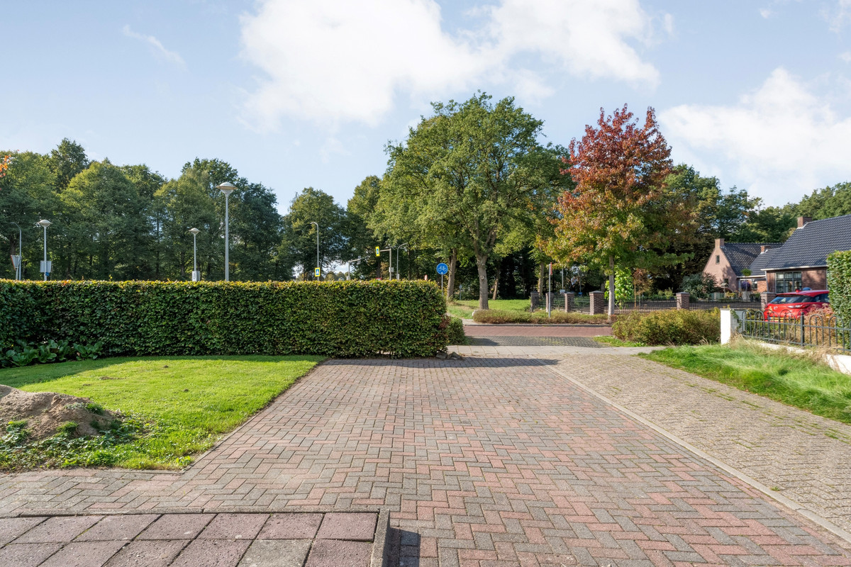 Vrijstaande woning te koop: Brugstraat 142, Klazienaveen
