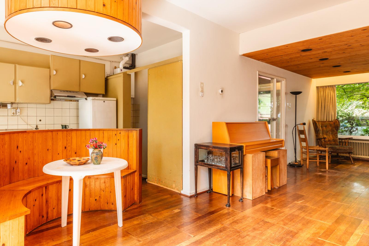Tussenwoning te koop: Arent van 's-Gravesandestraat 6, Rotterdam
