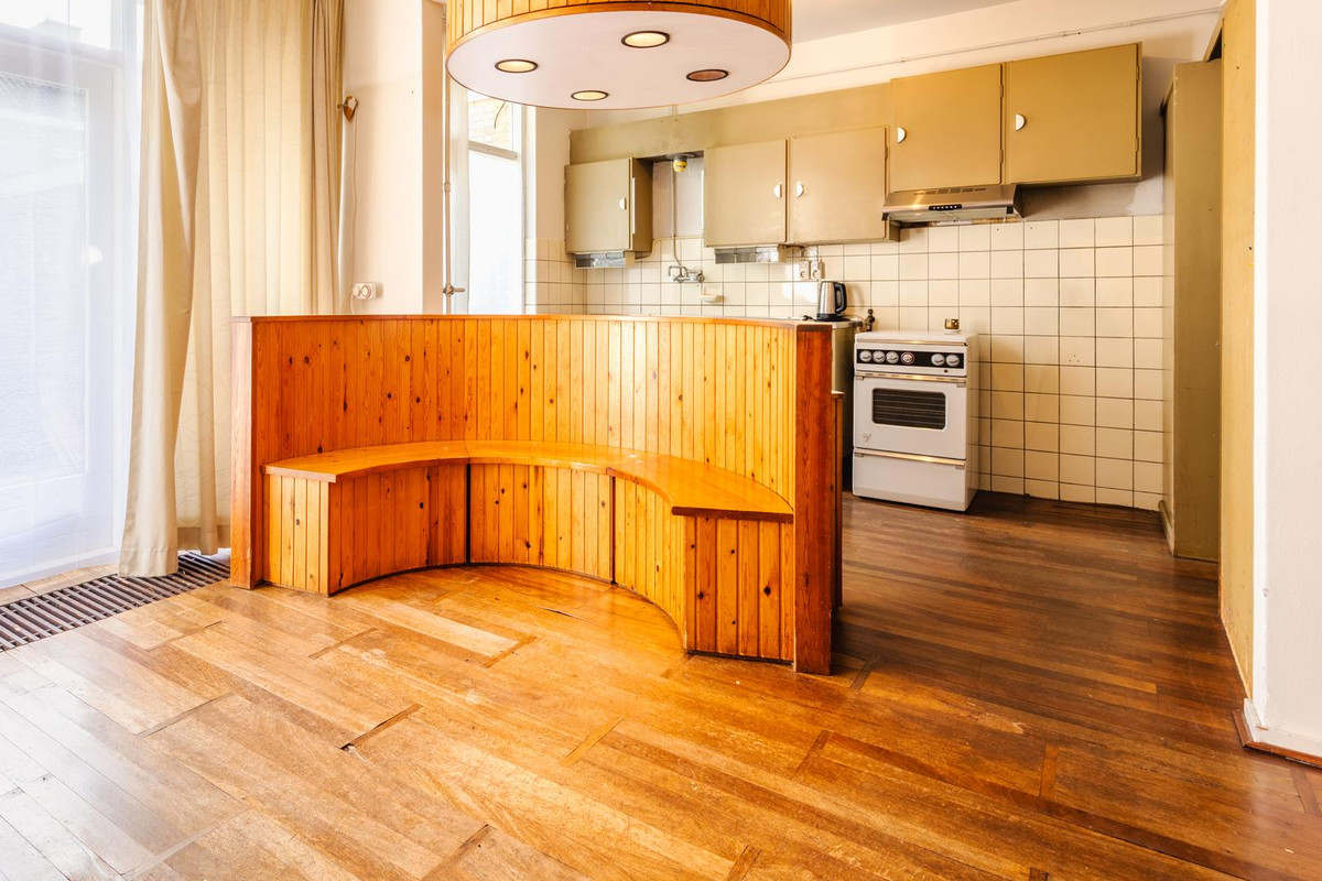 Tussenwoning te koop: Arent van 's-Gravesandestraat 6, Rotterdam