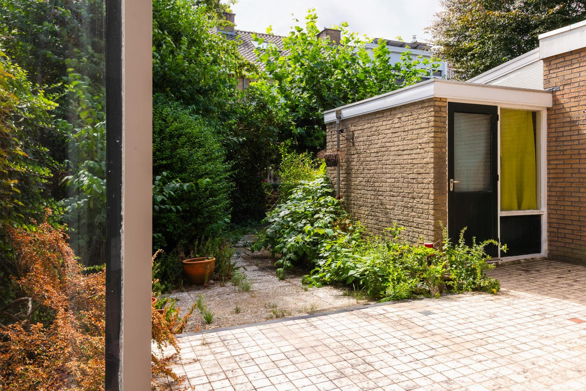 Tussenwoning te koop: Arent van 's-Gravesandestraat 6, Rotterdam