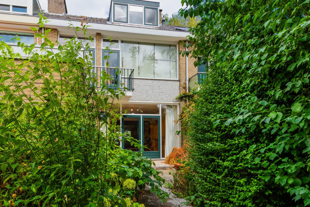 Tussenwoning te koop: Arent van 's-Gravesandestraat 6, Rotterdam