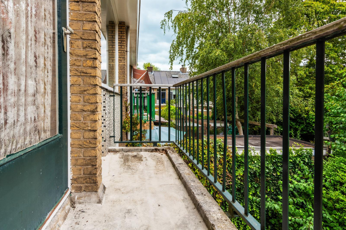 Tussenwoning te koop: Arent van 's-Gravesandestraat 6, Rotterdam