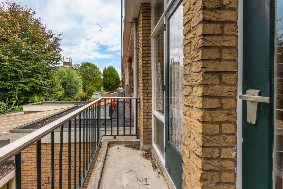 Tussenwoning te koop: Arent van 's-Gravesandestraat 6, Rotterdam