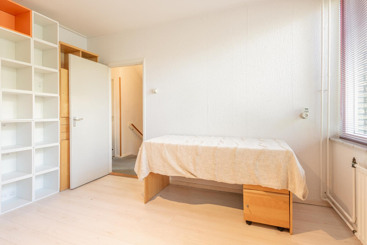 Tussenwoning te koop: Arent van 's-Gravesandestraat 6, Rotterdam