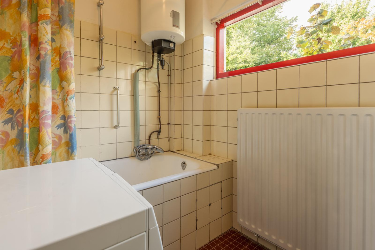 Tussenwoning te koop: Arent van 's-Gravesandestraat 6, Rotterdam
