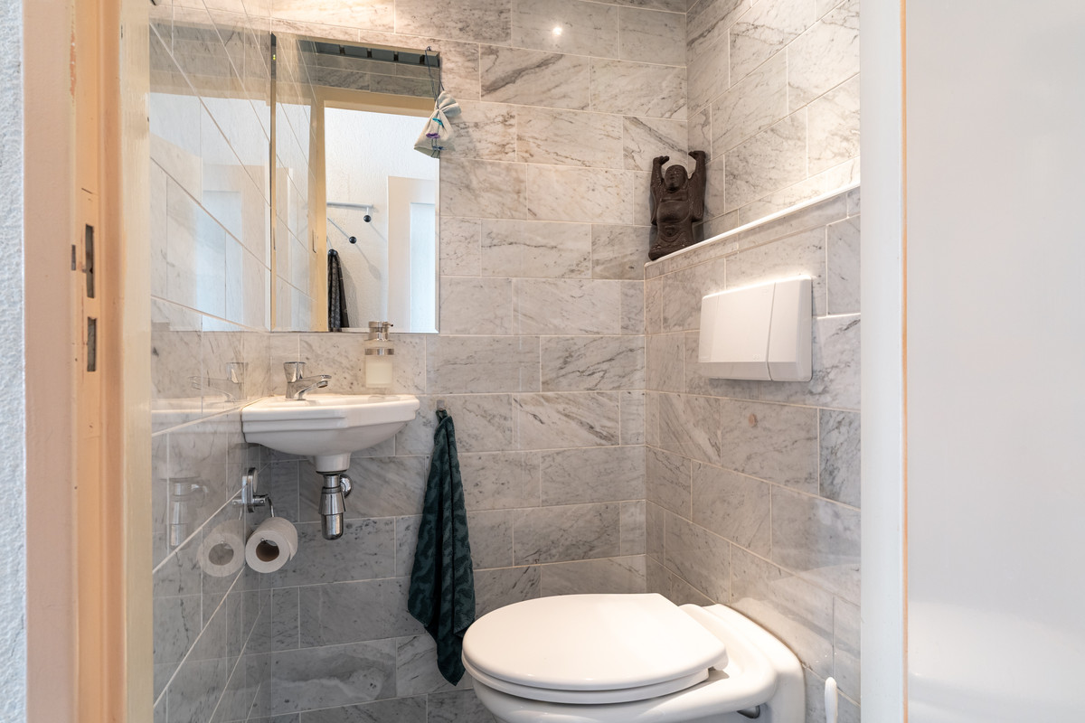Hoekwoning te koop: Mr. Ruys De Beerenbrouckstraat 28, Waalwijk