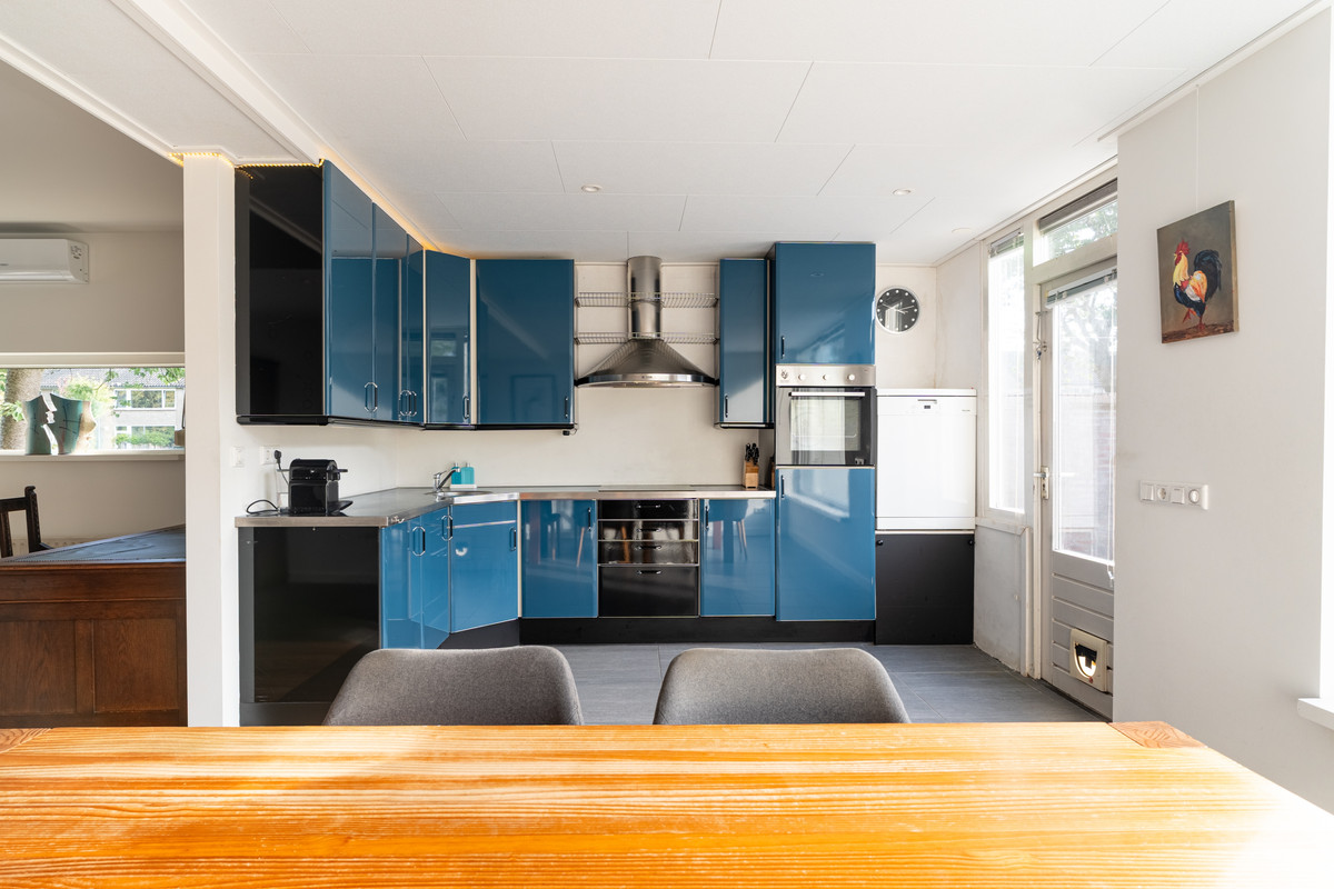 Hoekwoning te koop: Mr. Ruys De Beerenbrouckstraat 28, Waalwijk