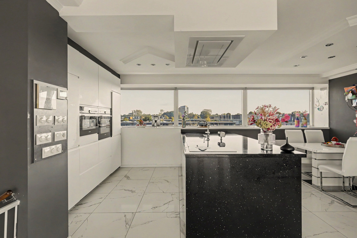 Appartement te koop: Jerseystraat 43, Almere