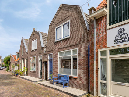 Grote Kerkstraat 2