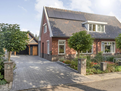Van Roijensweg 8