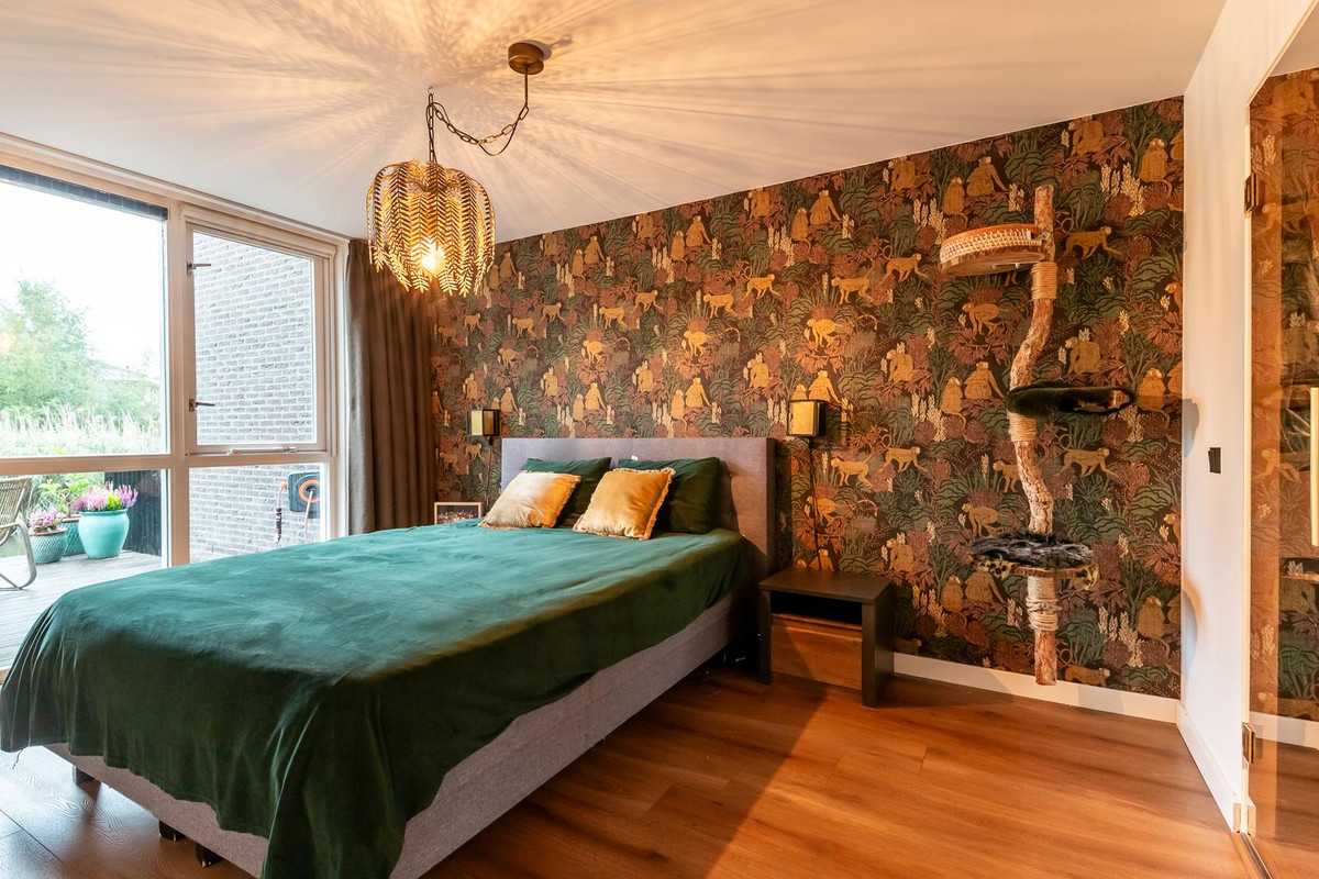 Tussenwoning te koop: Spitsbergen 48, Almere