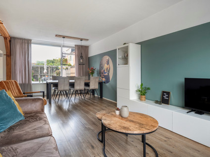 Esschingstraat 27