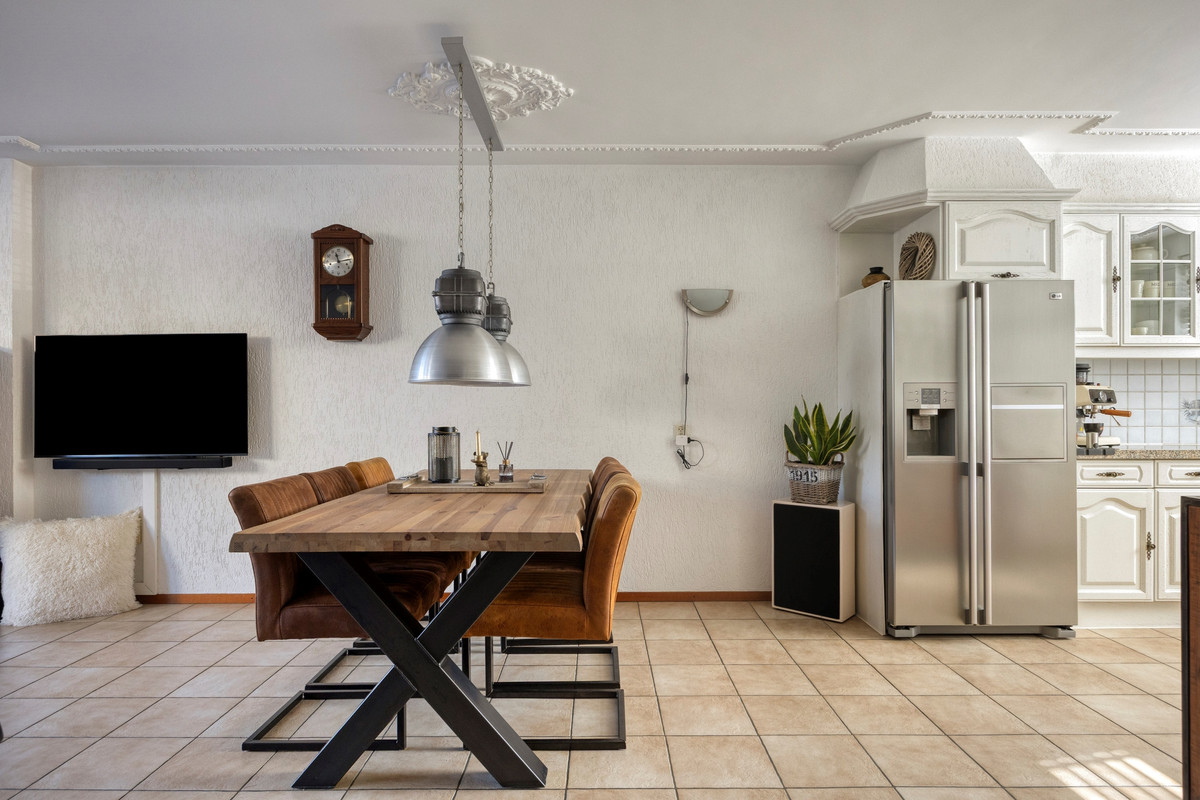 Tussenwoning te koop: Muzenlaan 51, Leiderdorp