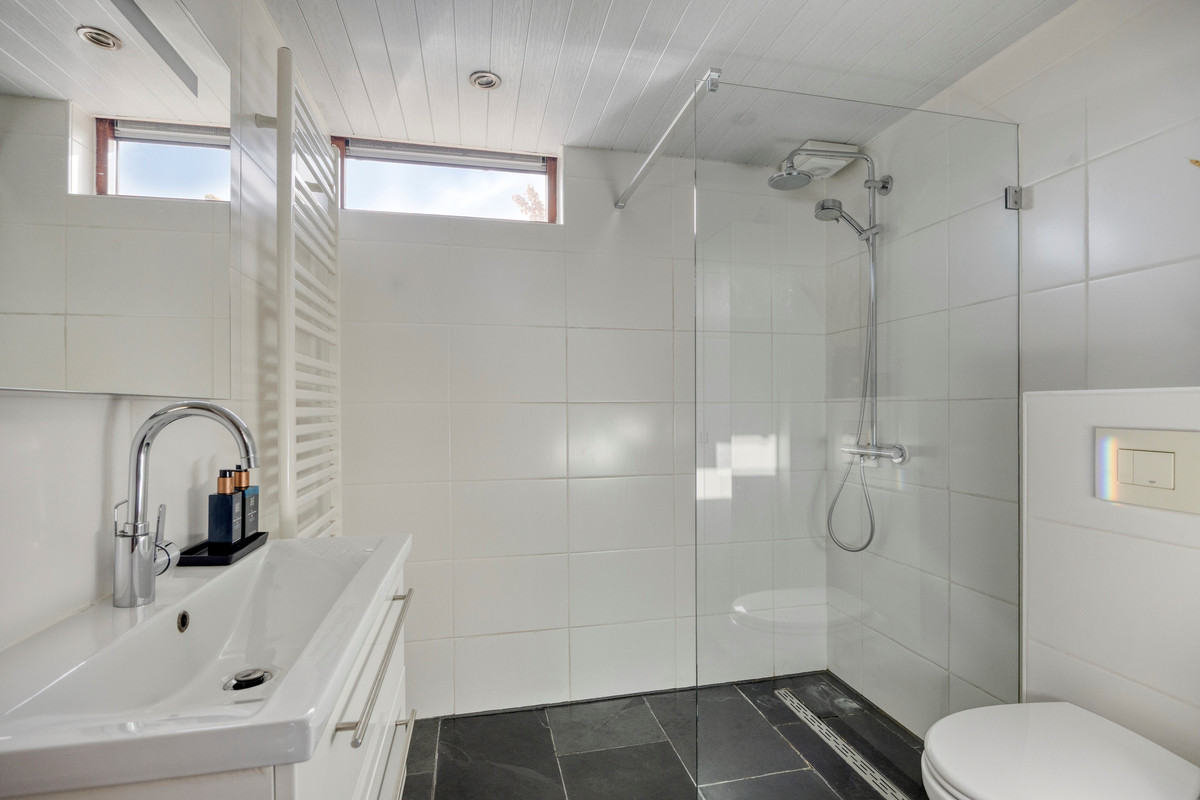 Tussenwoning te koop: Muzenlaan 51, Leiderdorp