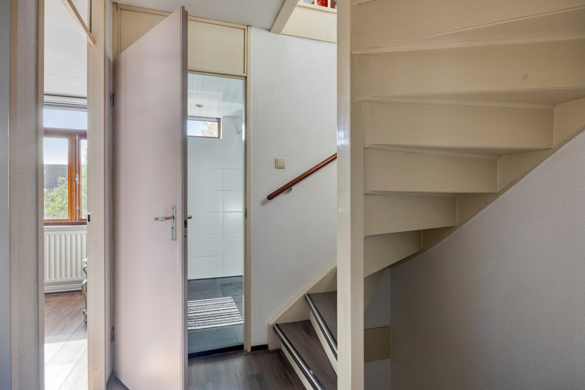 Tussenwoning te koop: Muzenlaan 51, Leiderdorp