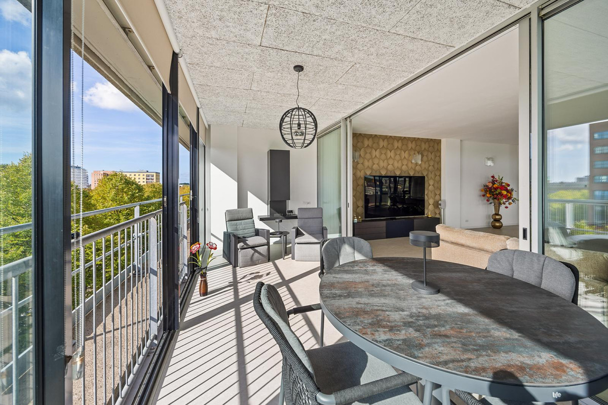 Appartement te koop: Sir Winston Churchilllaan 289F024, Rijswijk