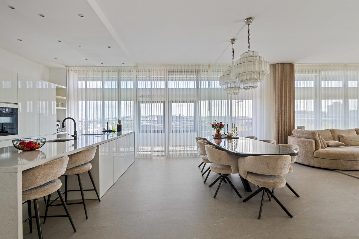 Appartement te koop: Sir Winston Churchilllaan 289F024, Rijswijk