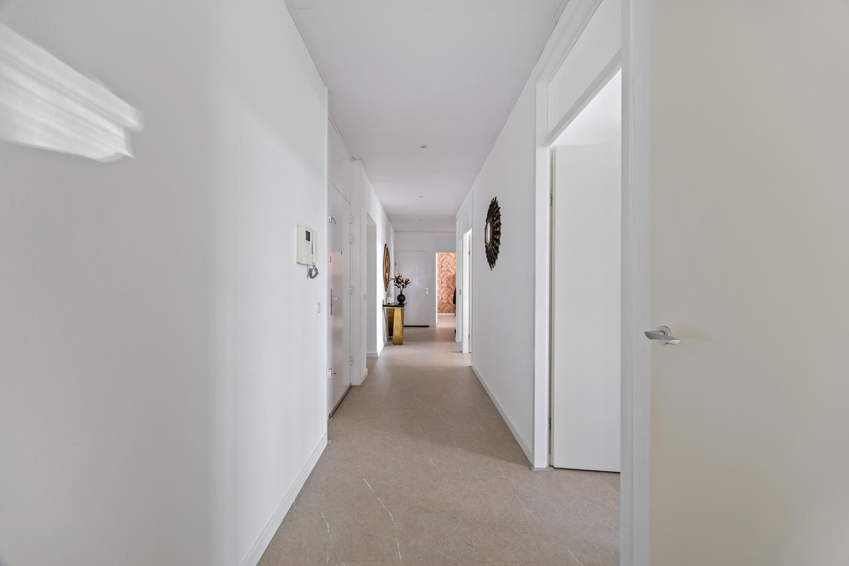 Appartement te koop: Sir Winston Churchilllaan 289F024, Rijswijk