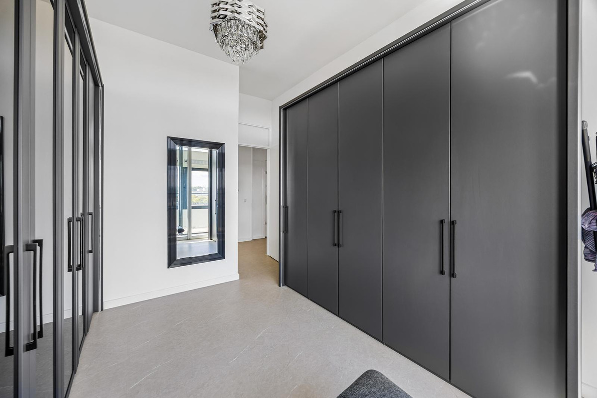 Appartement te koop: Sir Winston Churchilllaan 289F024, Rijswijk