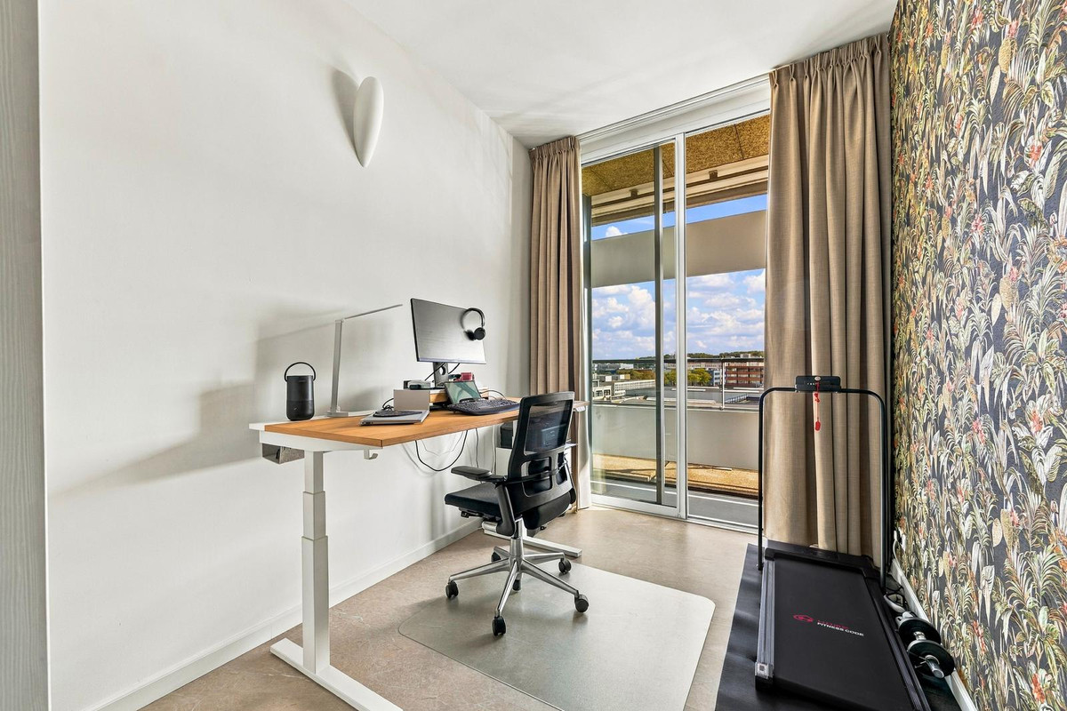 Appartement te koop: Sir Winston Churchilllaan 289F024, Rijswijk