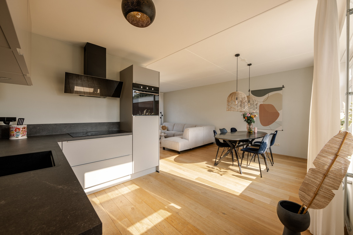 Tussenwoning te koop: De Voorn 3, Makkum