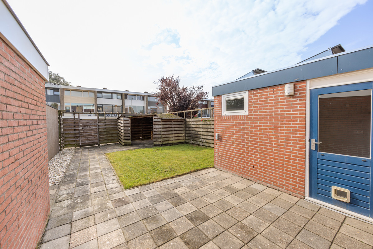 Tussenwoning te koop: De Voorn 3, Makkum