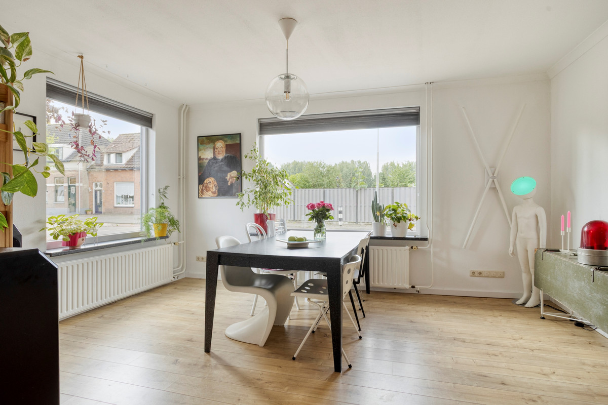 Hoekwoning te koop: Hoofdstraat 151, Terheijden