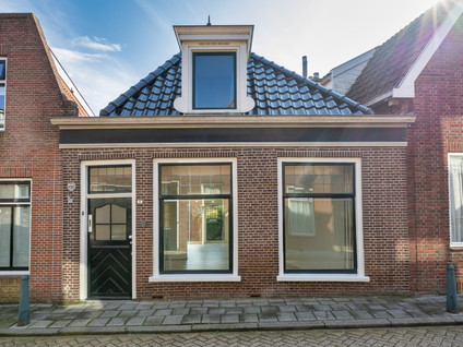 Kerkstraat 11