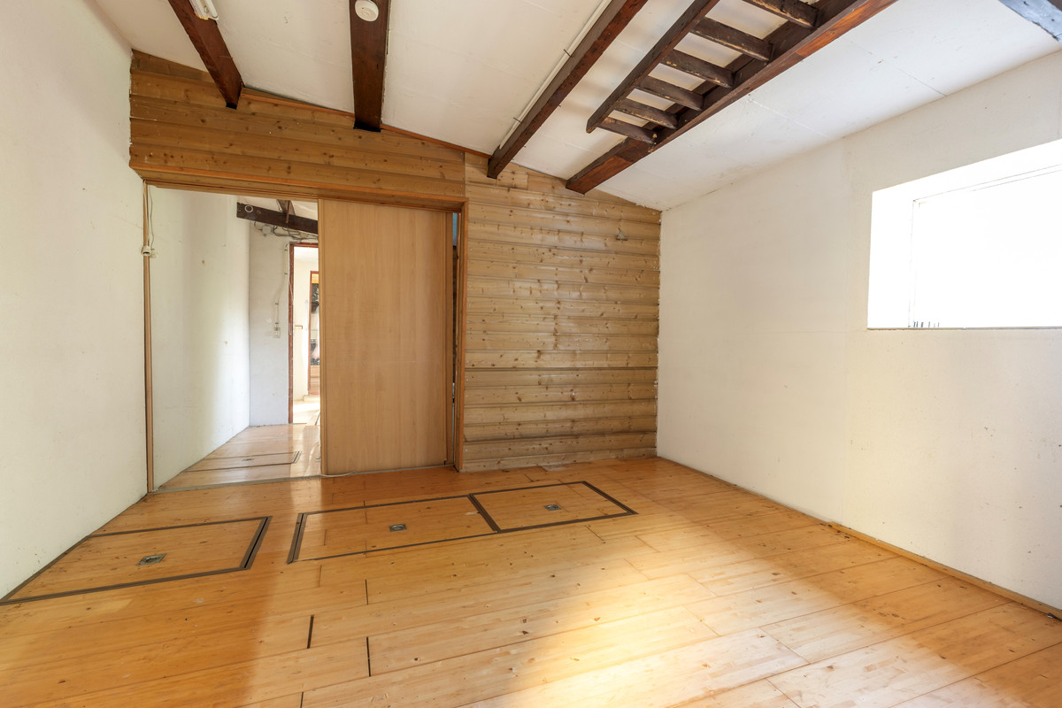 Vrijstaande woning te koop: Munnikendijk 10, Westmaas