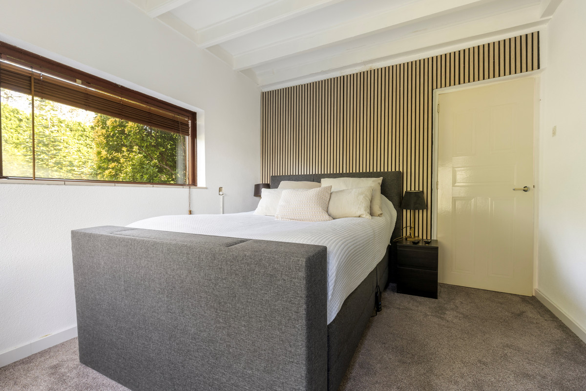 Vrijstaande woning te koop: Munnikendijk 10, Westmaas
