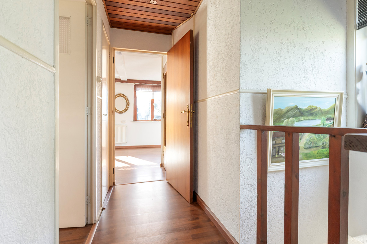 Vrijstaande woning te koop: Munnikendijk 10, Westmaas