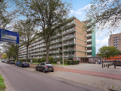 Volendamlaan 821