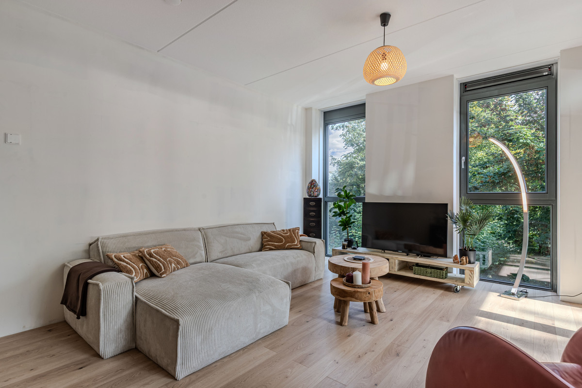 Appartement te koop: Venelaan 1-11, Rutten