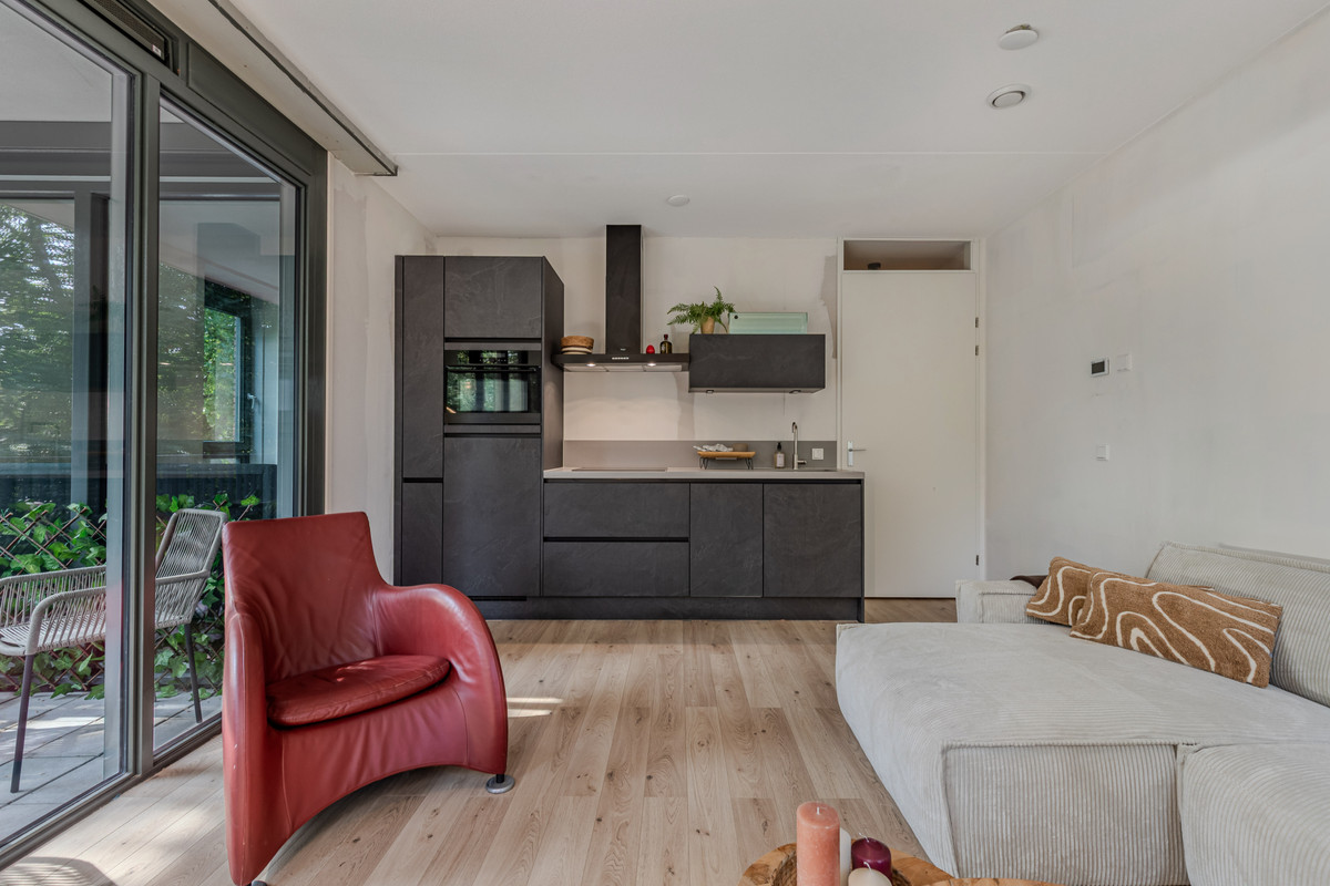 Appartement te koop: Venelaan 1-11, Rutten