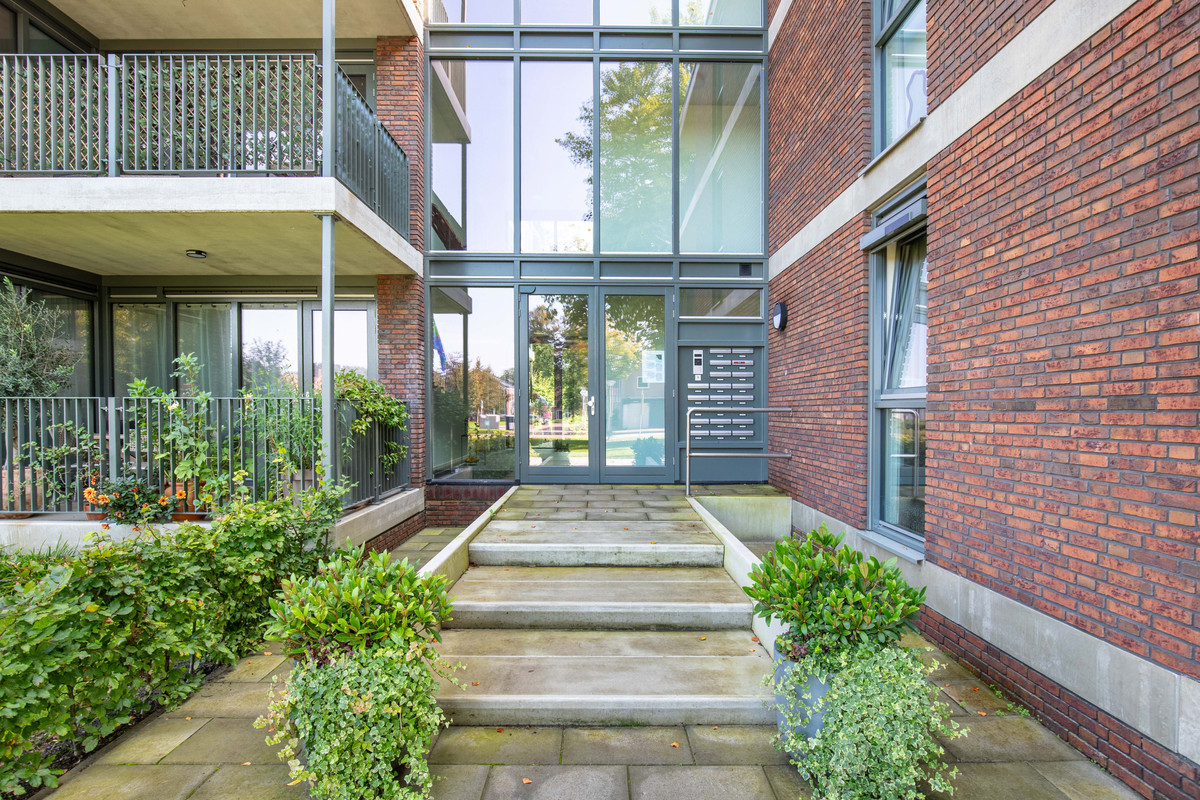 Appartement te koop: Venelaan 1-11, Rutten